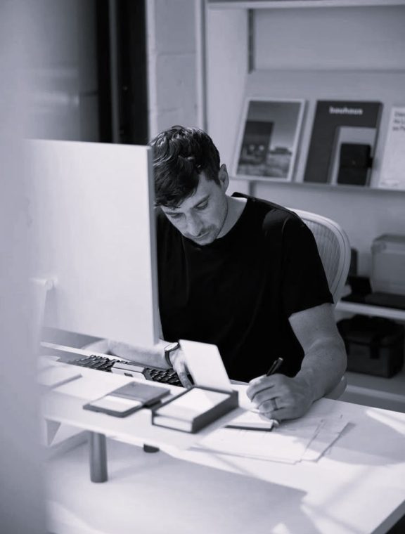 ABOUT_IMAGE_4_BRANDBRIDGE